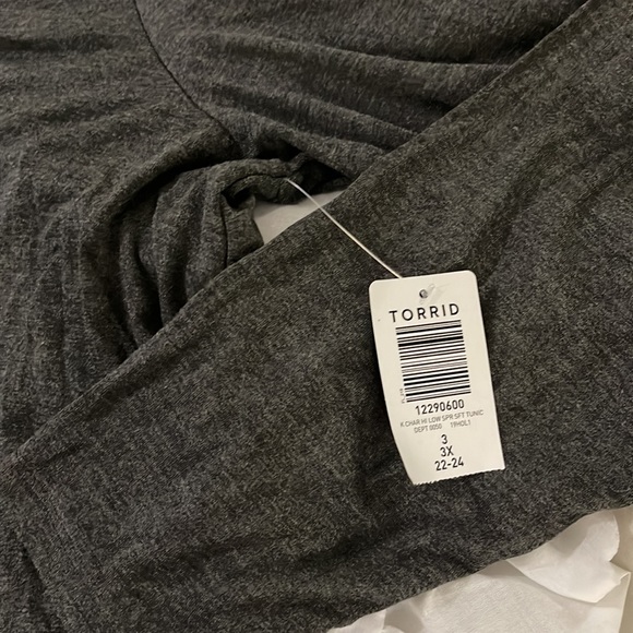 Torrid Hi Low Soft Tunic Gray Long Sleeve - Picture 2 of 4